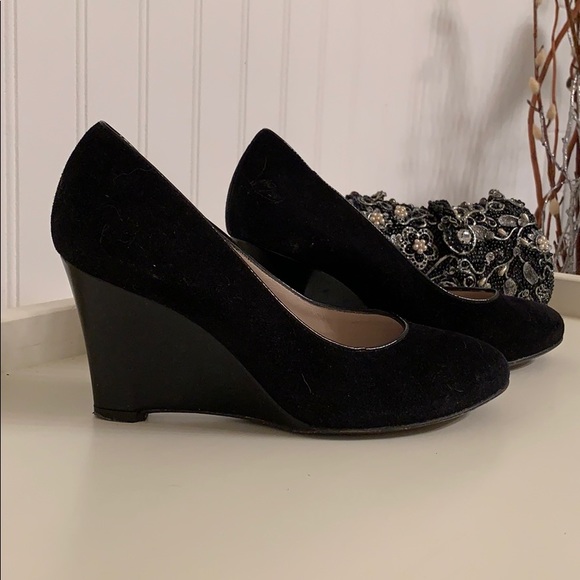 Bruno Magli Black Velour and Patent Leather Wedges - Picture 2 of 5
